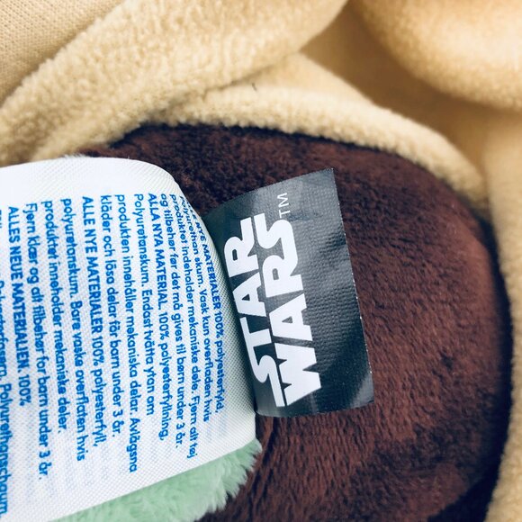 Build-A-Bear Workshop Grogu Plush with 5-in-1 Sounds & Mandalorian Theme Song - Picture 5 of 7